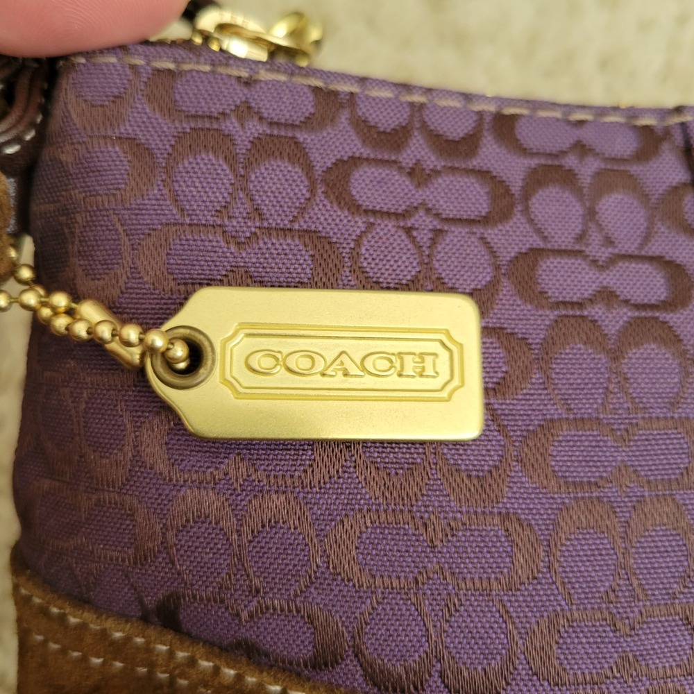 Coach Signature C Jacquard Purple Wristlet Suede Trim Tassel Pouch Gold Hardware - Picture 5 of 9